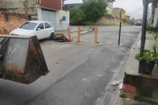 Imagem ilustrativa da imagem PM retira barricadas de ruas do bairro Trindade, em São Gonçalo