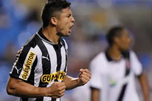Imagem ilustrativa da imagem Negociações esquentam e Botafogo fica próximo da contratação do atacante Elkeson