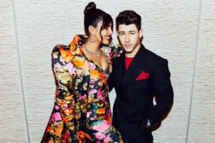 Imagem ilustrativa da imagem Nick Jonas e Priyanka Chopra anunciam filho por barriga de aluguel
