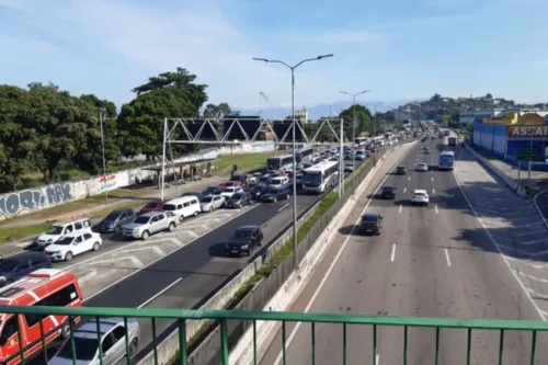 Imagem ilustrativa da imagem Acessos à Ponte Rio-Niterói congestionados nesta segunda