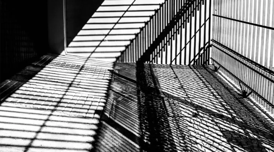 Imagem ilustrativa da imagem Fotógrafo de Niterói expõe em luz e sombra no Espaço Cultural dos Correios