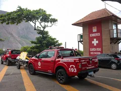 Corpo é encontrado na praia de Itacoatiara, em Niterói