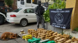 Imagem ilustrativa da imagem Prejuízo milionário para o tráfico no Jacarezinho, no Rio