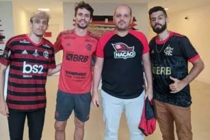 Imagem ilustrativa da imagem Foto do joelho de Rodrigo Caio durante visita de sócios preocupa torcedores do Flamengo