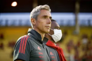 Imagem ilustrativa da imagem Primeiro jogo de Paulo Sousa no Flamengo traz otimismo, variações e dúvidas