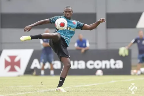 Imagem ilustrativa da imagem Vasco visita o Madureira para tentar se manter no pelotão de frente do Campeonato Carioca