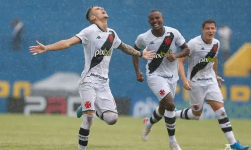 Imagem ilustrativa da imagem Vasco vence o Madureira e assume a liderança da Taça Guanabara